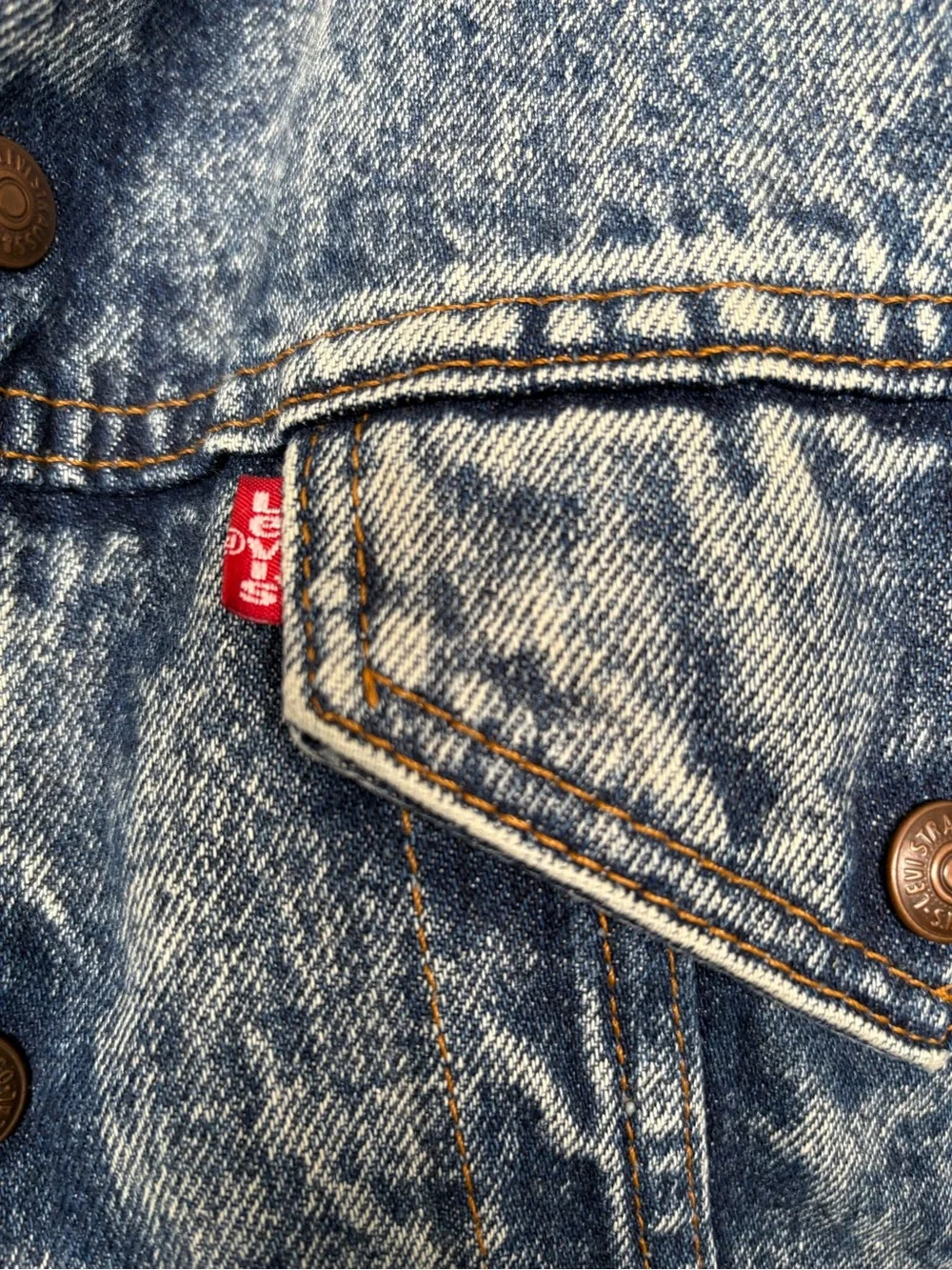 Vintage Levi’s Men's Blue Sherpa-Lined Denim Jacket Made in USA size L - Picture 2 of 13